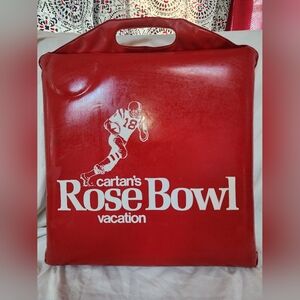 Red Rose Bowl Seat Cushion